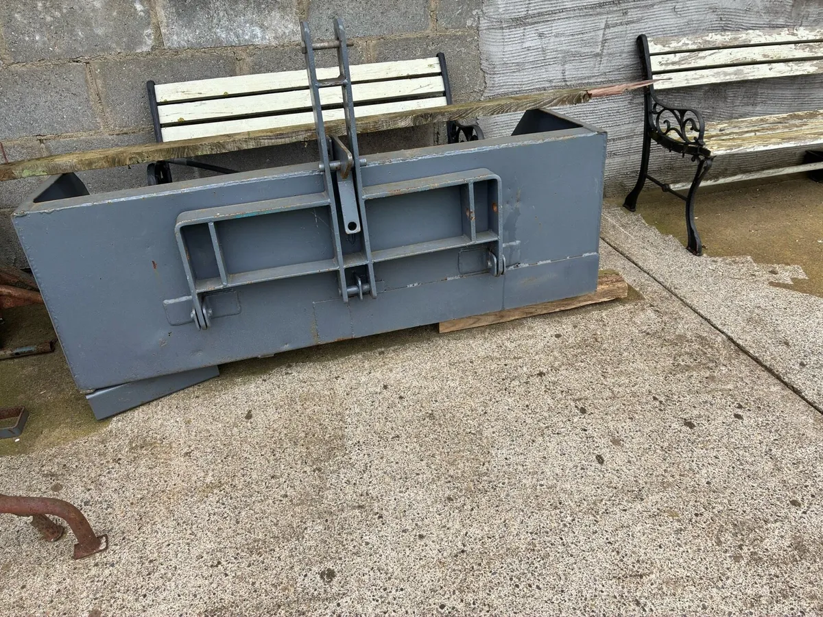 Flemings transport box - Image 1