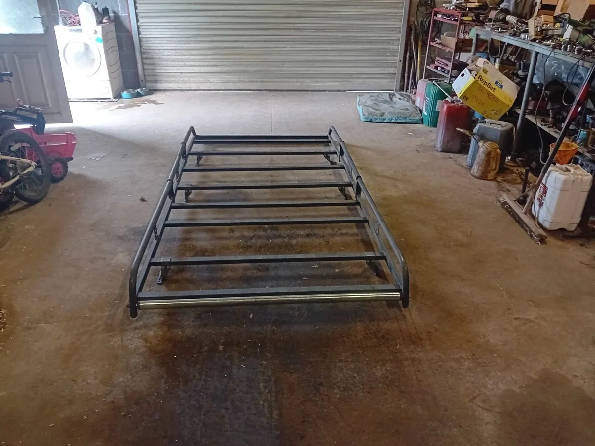 Roof racks - Image 1