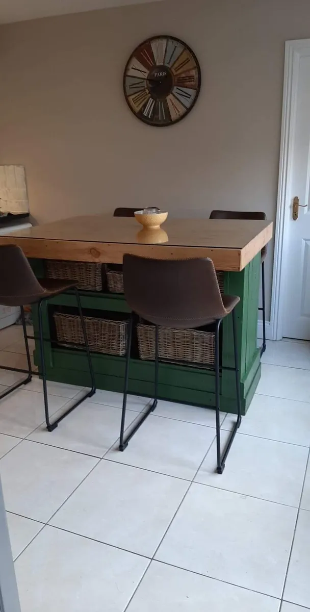 Handmade rustic kitchen islands - Image 2