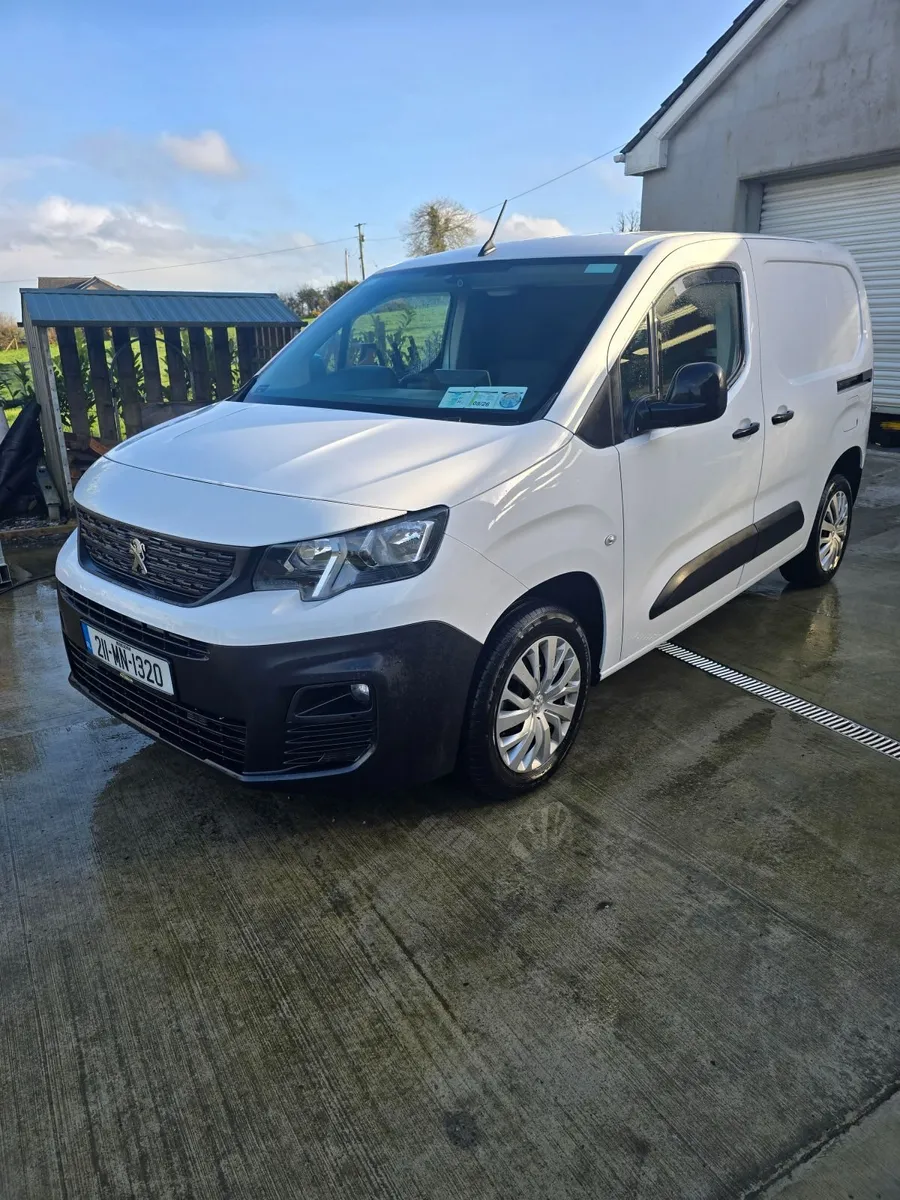Peugeot Partner 2021 100HP - Image 1