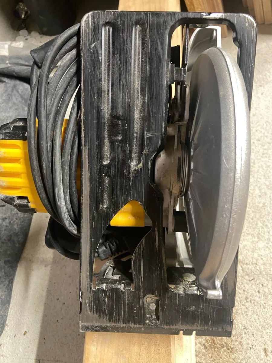 Dewalt circular saw and Stanley drills - Image 3