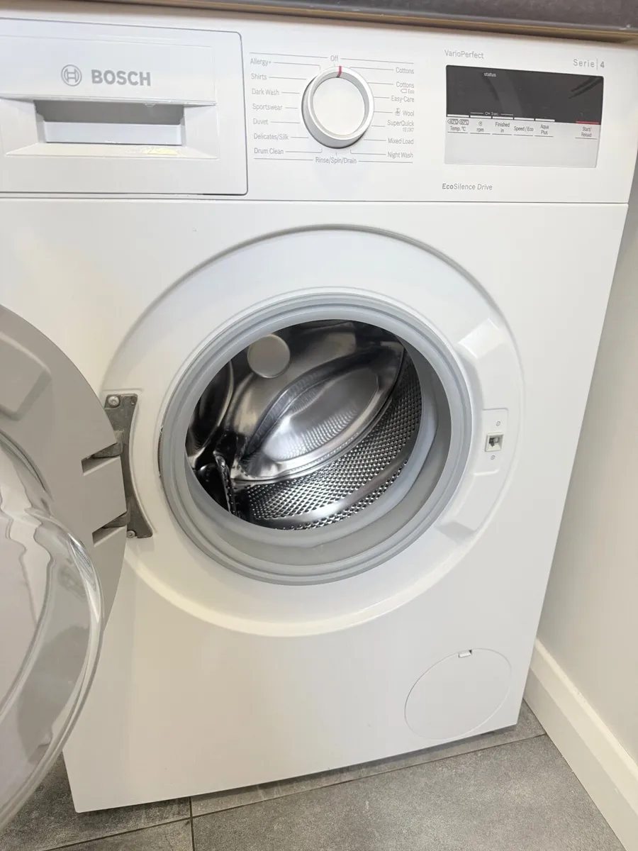Bosch Washing machine - Image 4
