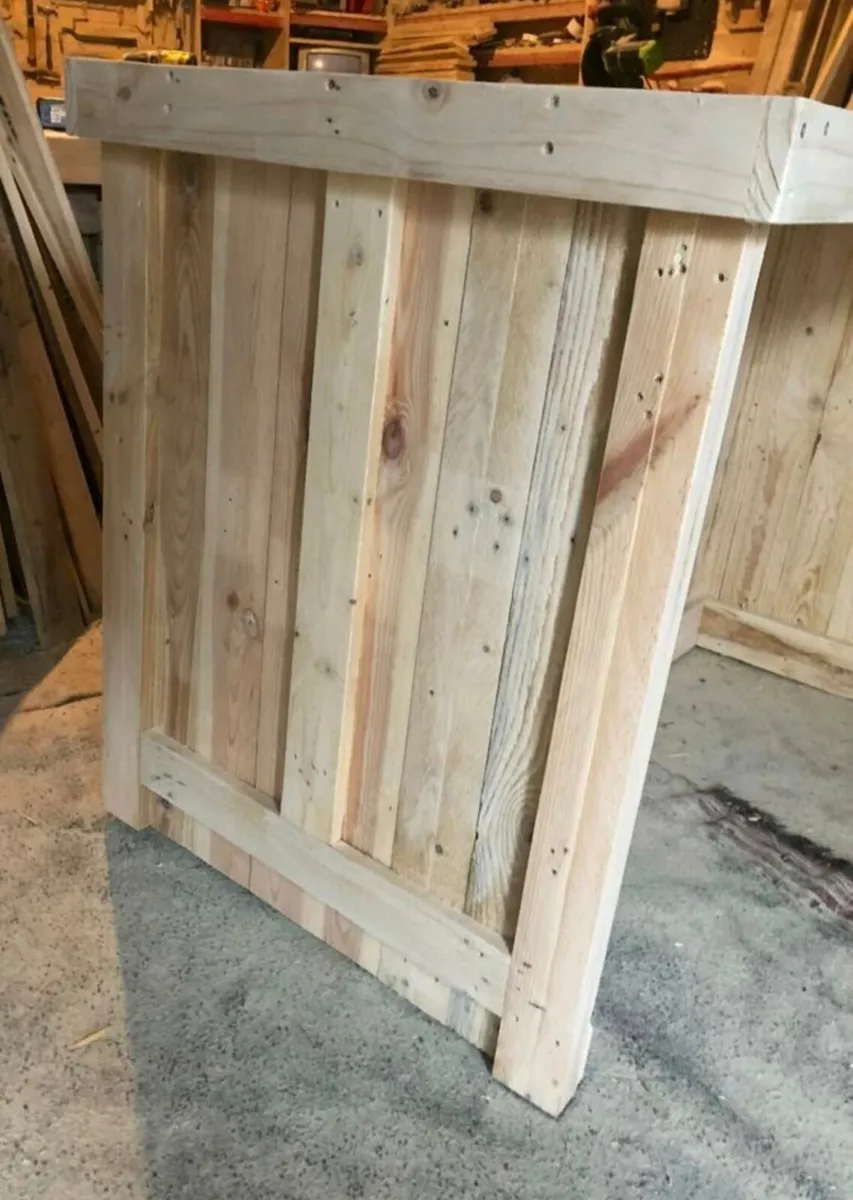 Handmade rustic kitchen island - Image 4