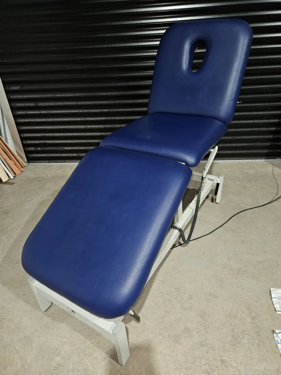 Treatment Couch - Image 1