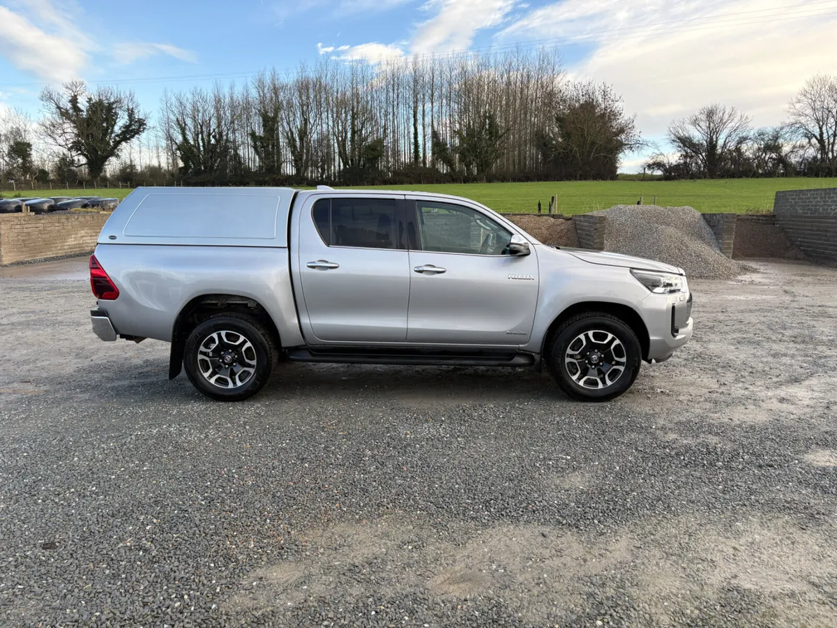 2022 Toyota Hilux 2.4 MAUAL GEARBOX - Image 2