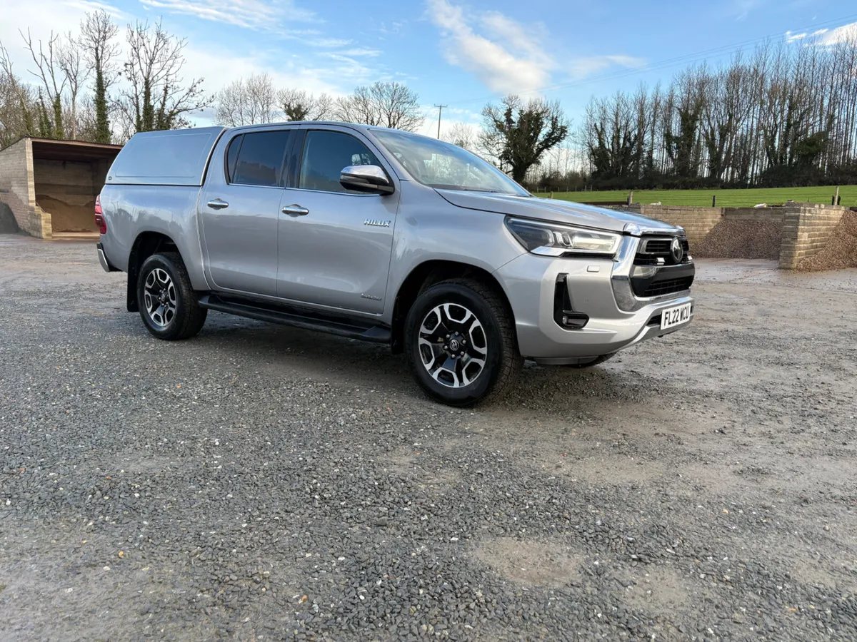 2022 Toyota Hilux 2.4 MAUAL GEARBOX - Image 1