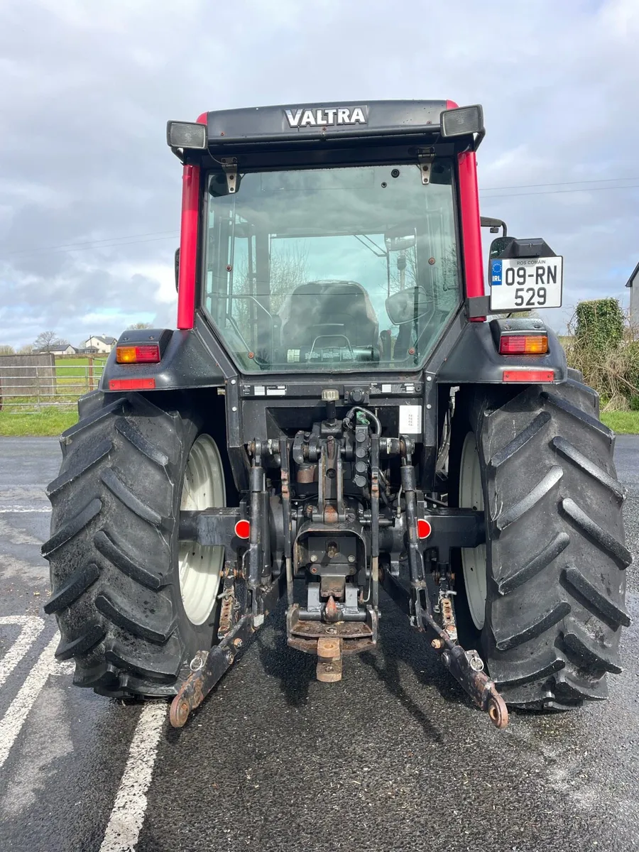 Valtra A92 - Image 4