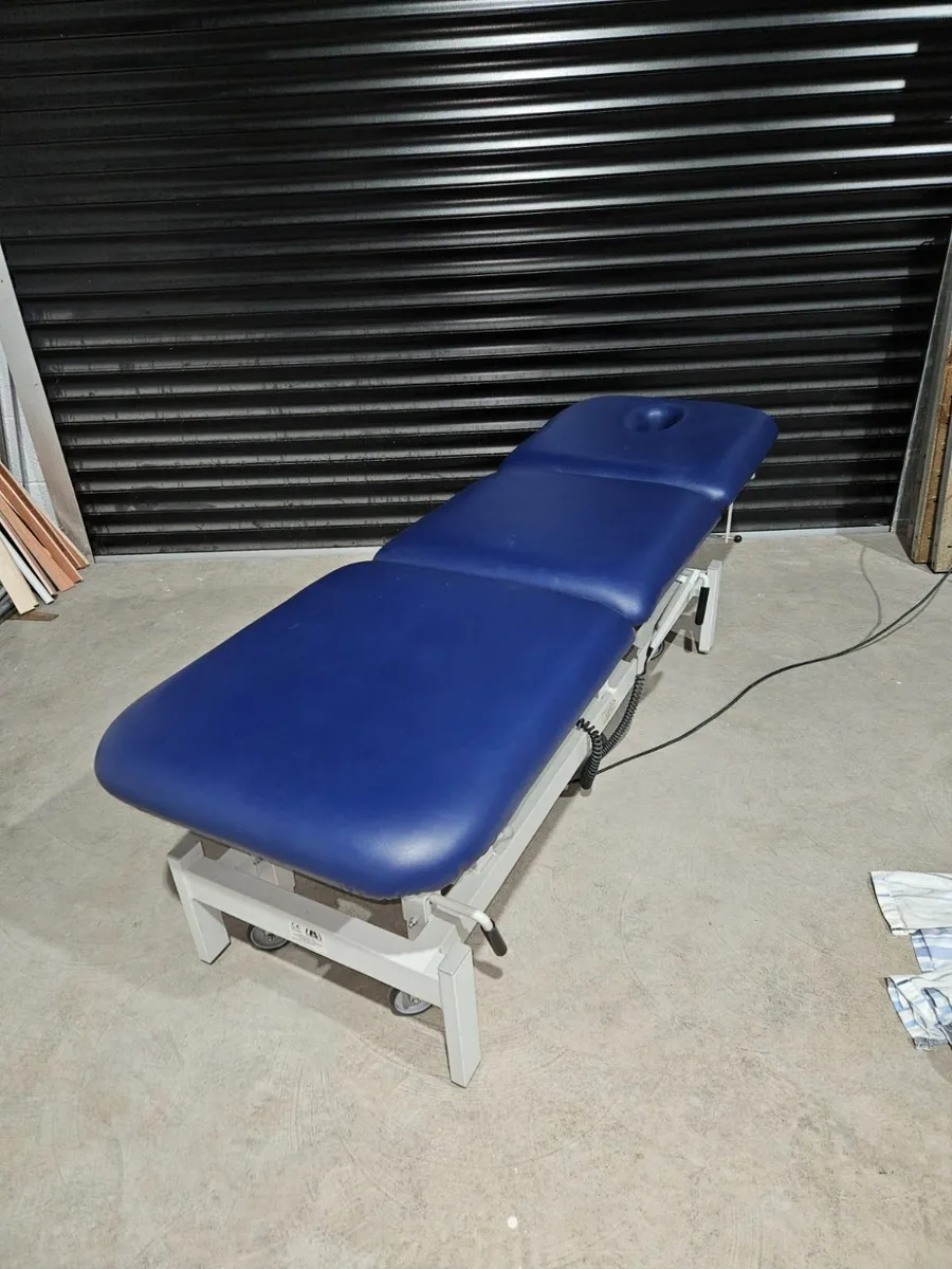 Treatment Couch - Image 3