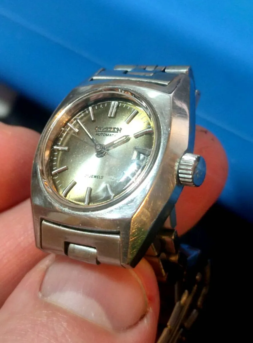 Vintage citizen watch - Image 3