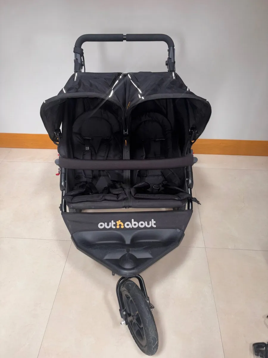 Out & About double buggy - Image 4
