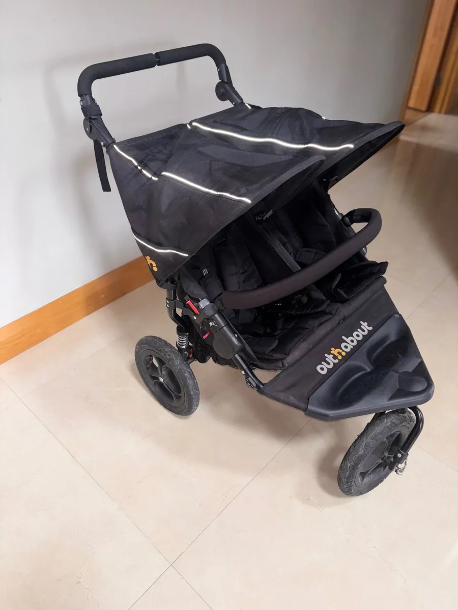Out & About double buggy - Image 2
