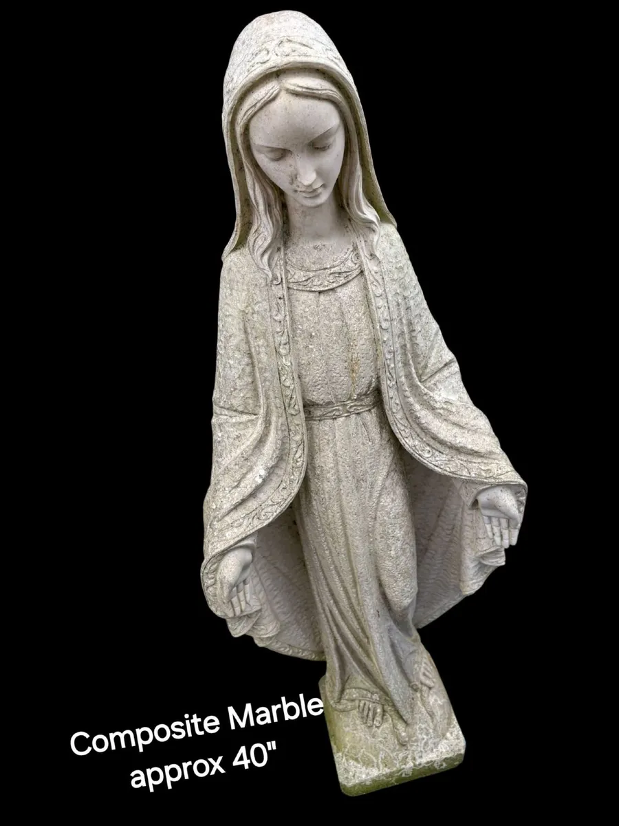 Marbl Statue