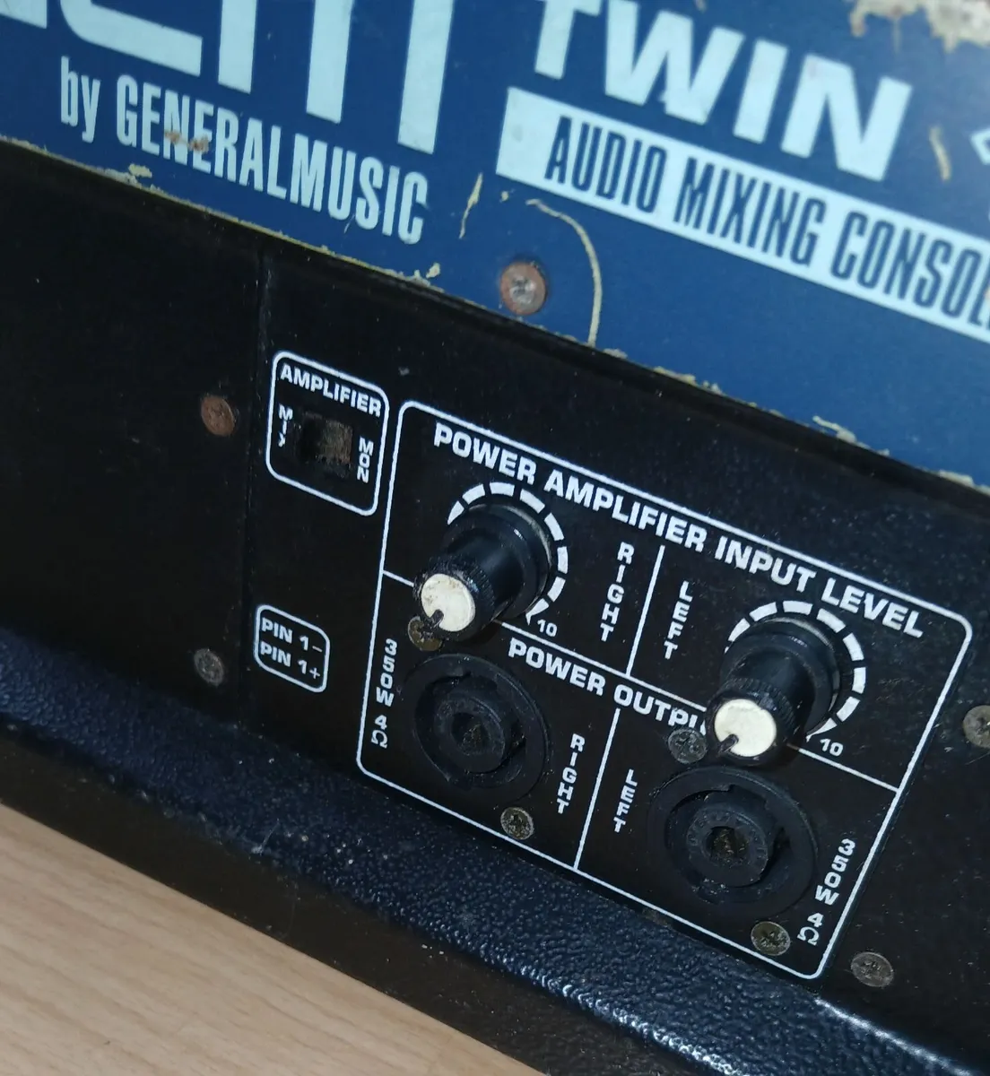 LEM twin 14 sound desk - Image 2