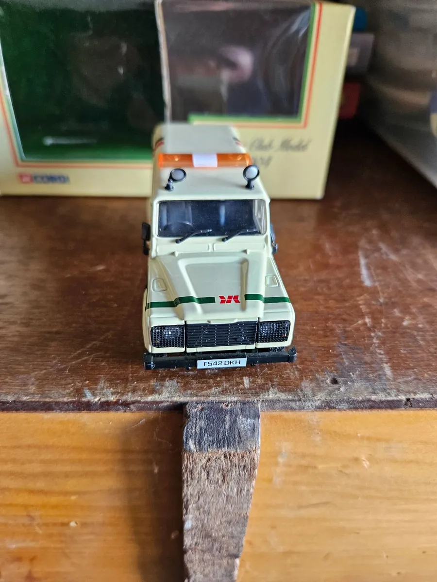 Corgi Landrover - Image 1