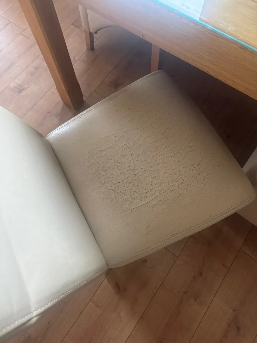 Dining table with 4 chairs - Image 3