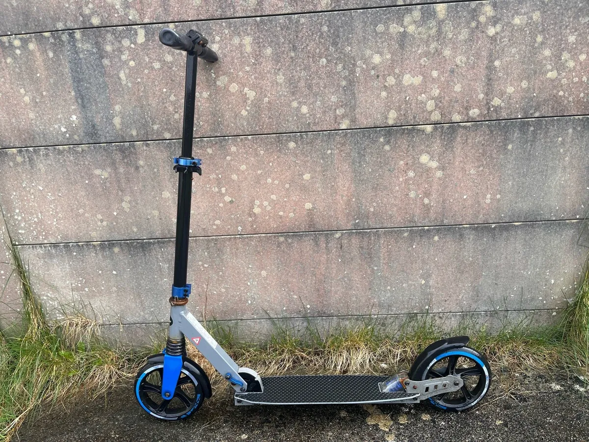 Kids scooter
