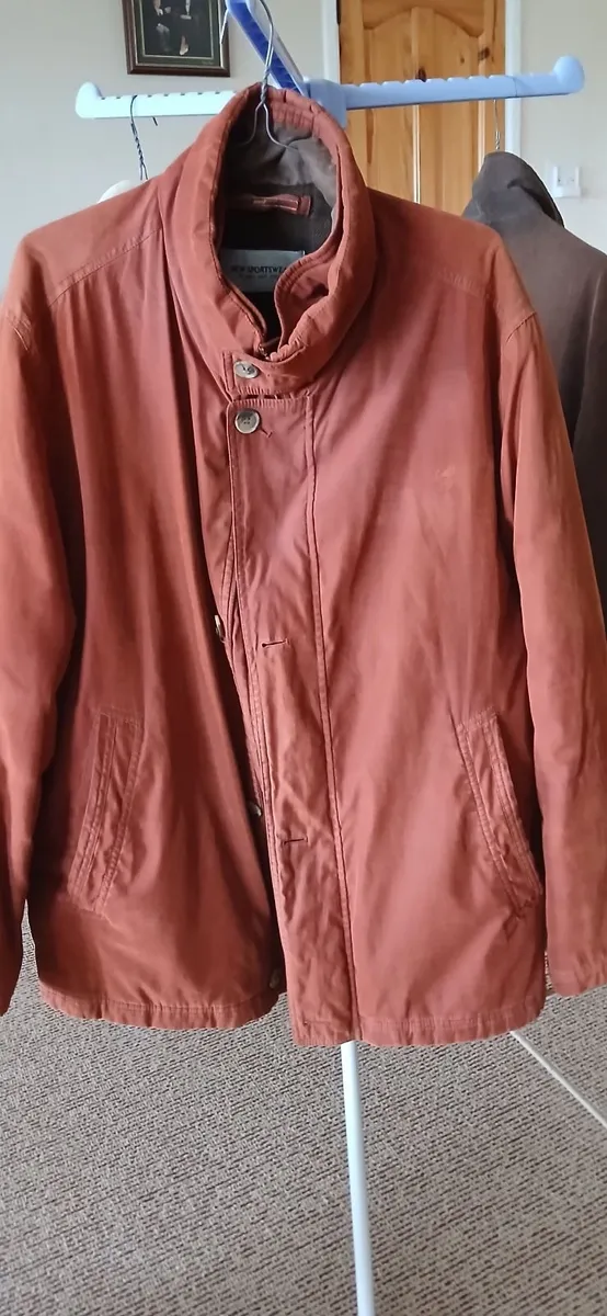 Mans light weight Smart jacket.Size 44 - Image 3