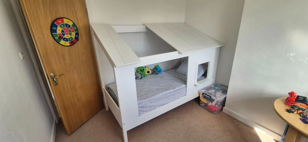 Kids House Bed - Image 1