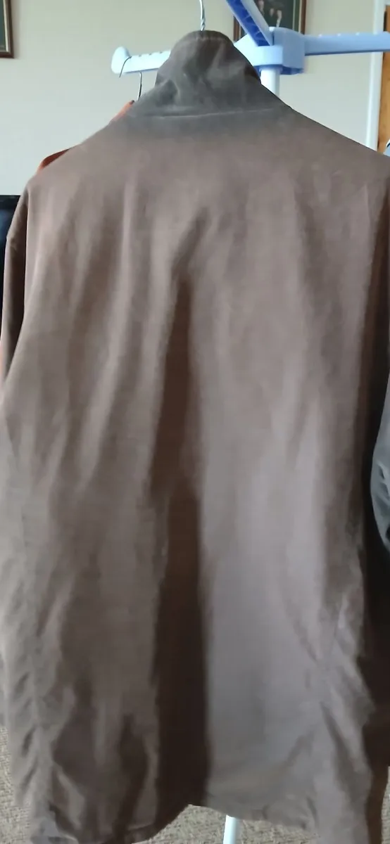 MEN'S  DARK BROWN JACKET SIZE 44 - Image 2