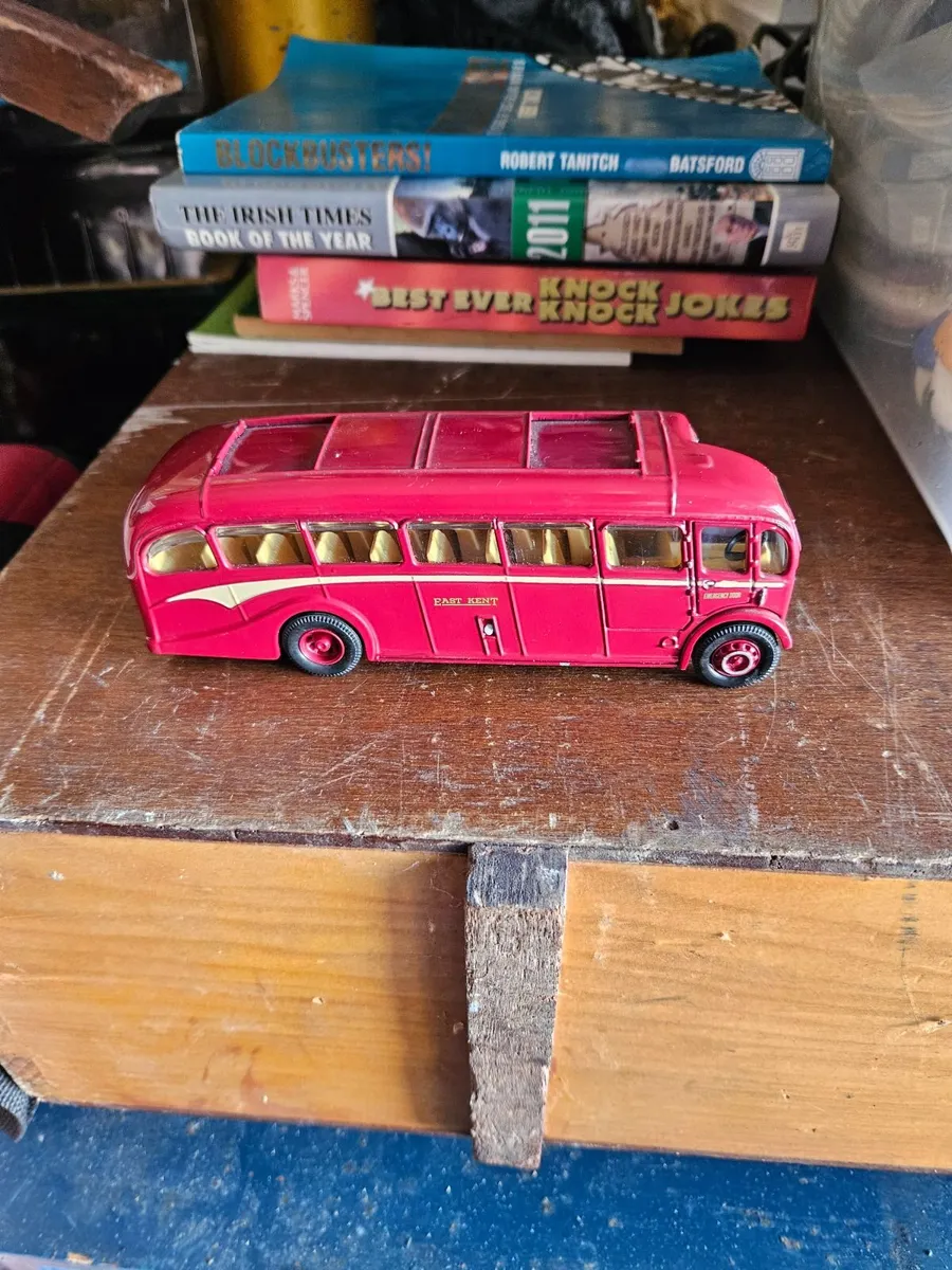 Corgi Bus - Image 2