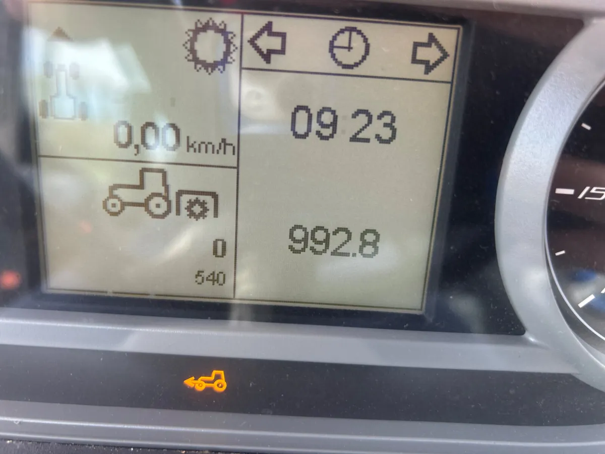 2024 Landini 6-135H - Image 2