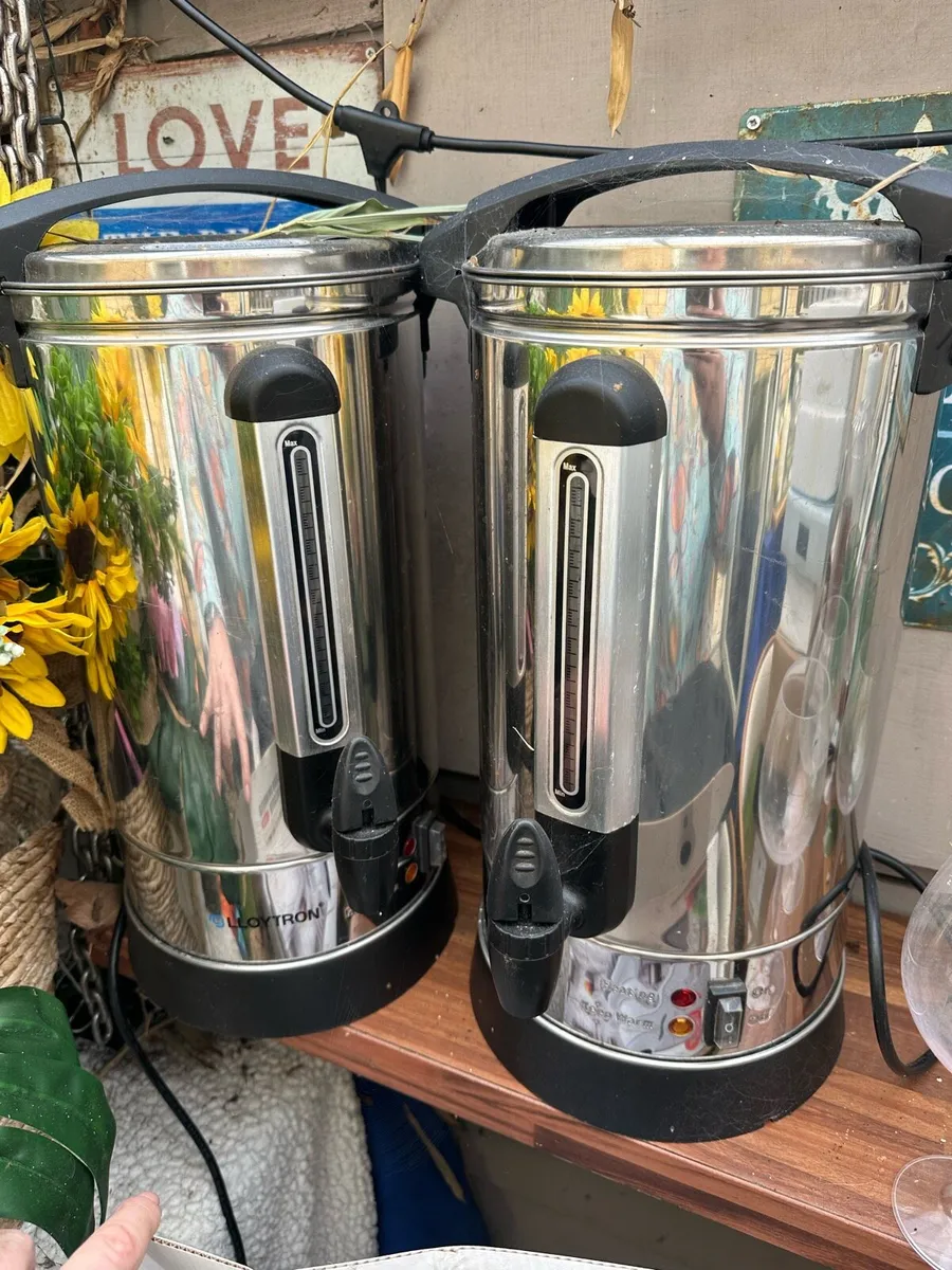 Electric hot water dispenser 20 litres x 2 - Image 1