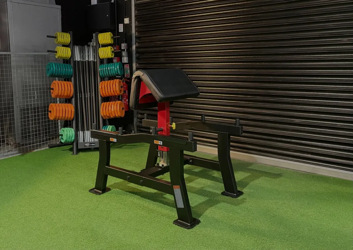 The Impulse Preacher Curl - Image 1