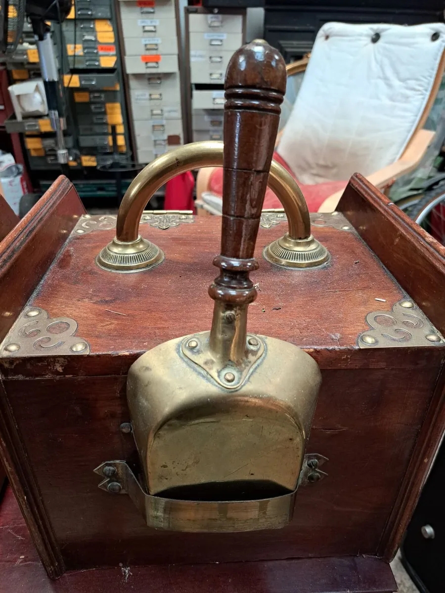 Victorian Coal Scuttle - Image 4