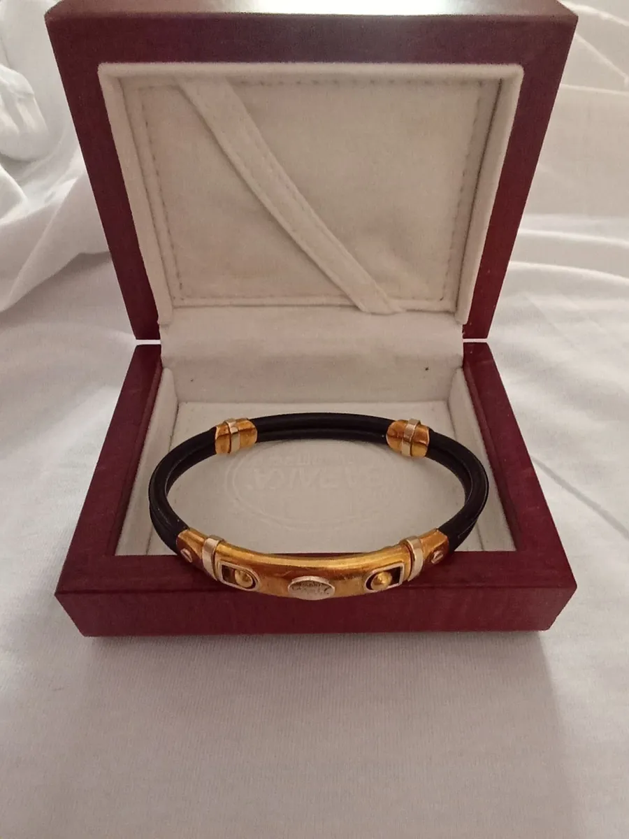 Baraka Yellow/White gold and rubber Bracelet - Image 3