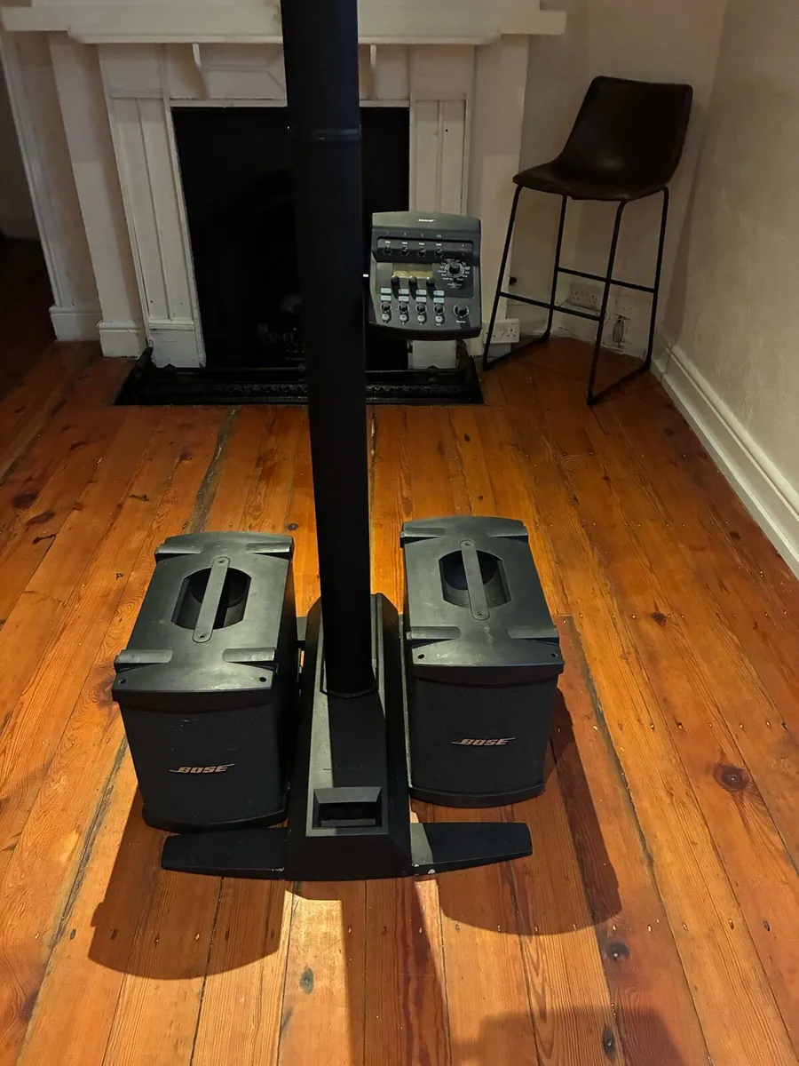 Bose L1 Model 2 full PA incl. ToneMatch mixer - Image 1