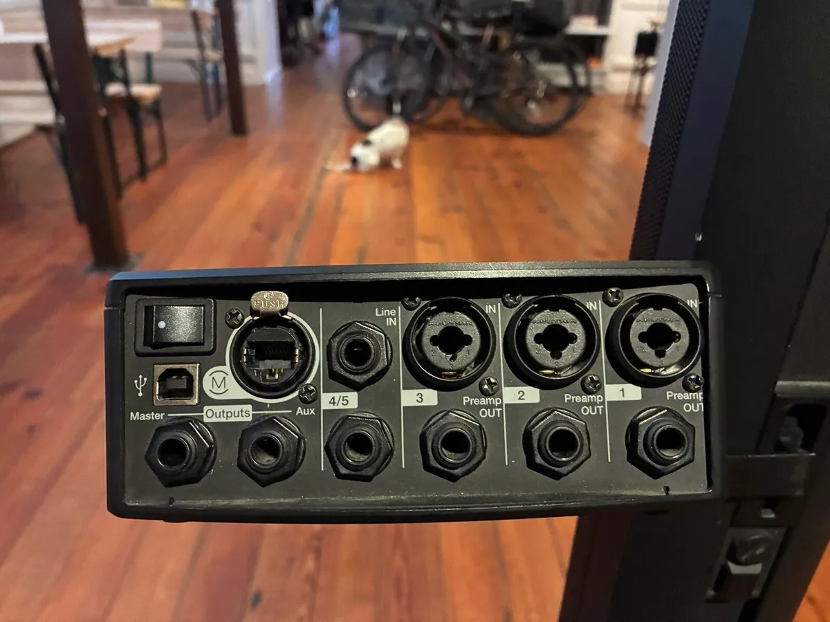 Bose L1 Model 2 full PA incl. ToneMatch mixer - Image 3