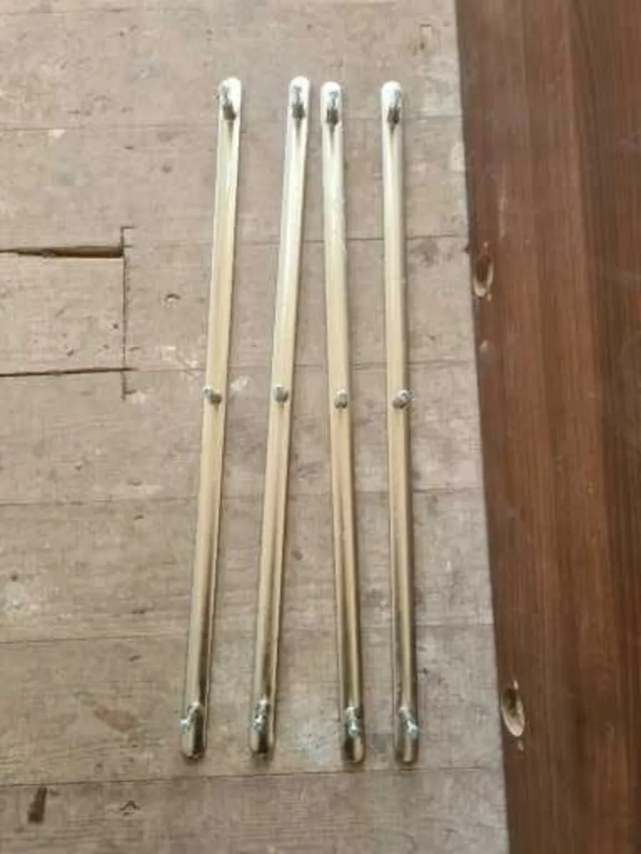 4 x wooden hanging wardrobe doors. - Image 2