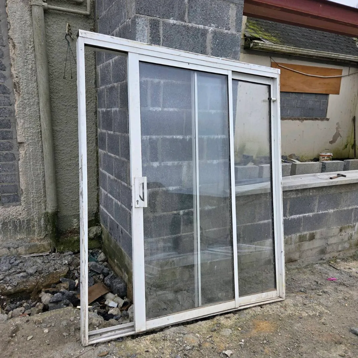 Sliding Door - Image 1