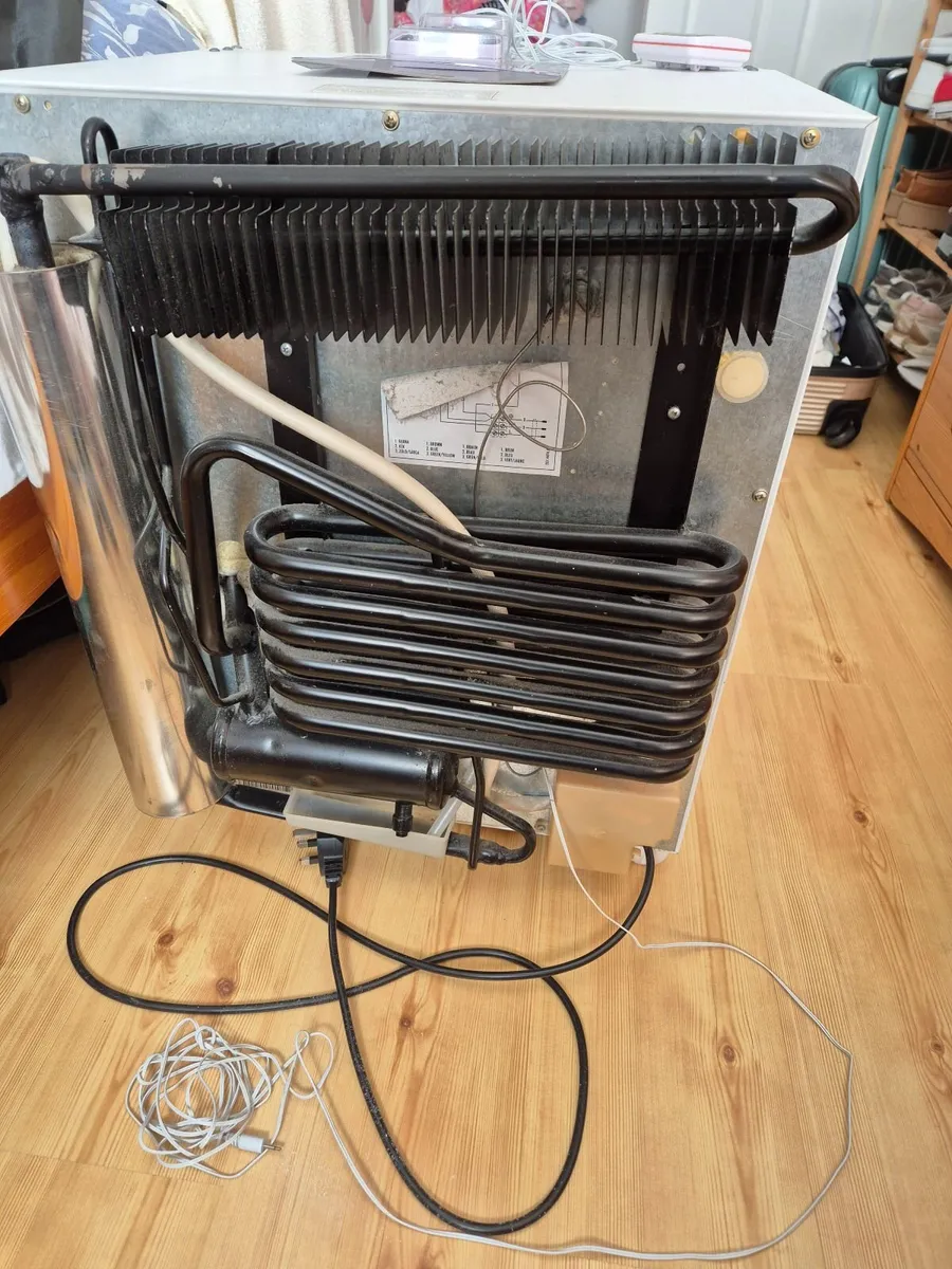 Small Fridge - Image 2