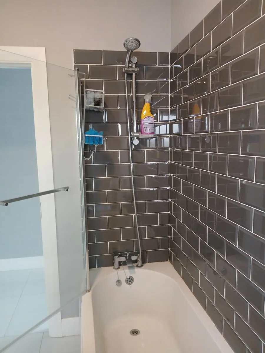 Bathroom fittings - Image 2