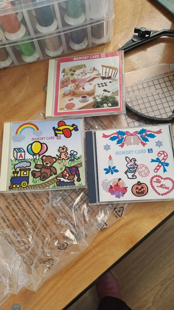 Embroidery sewing machine - Image 3