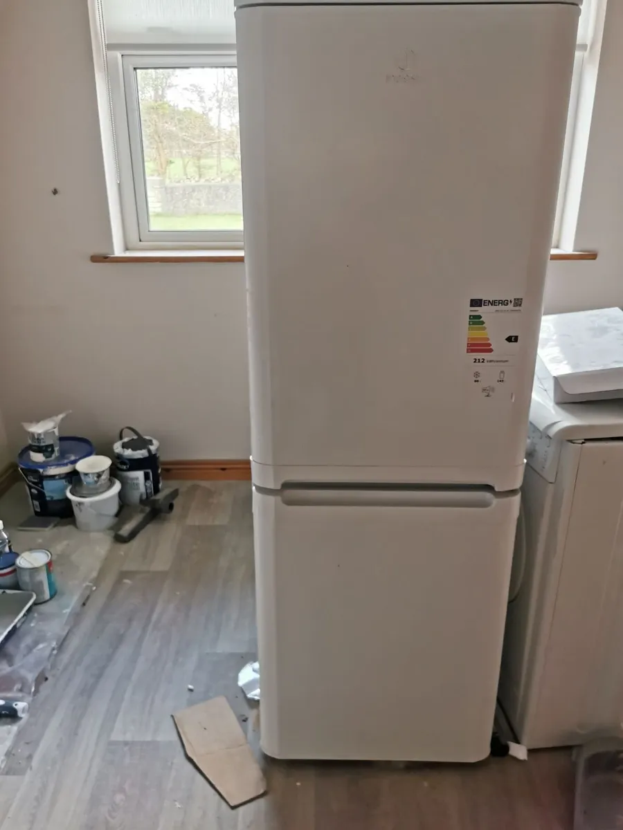 Fridge freezer - Image 1