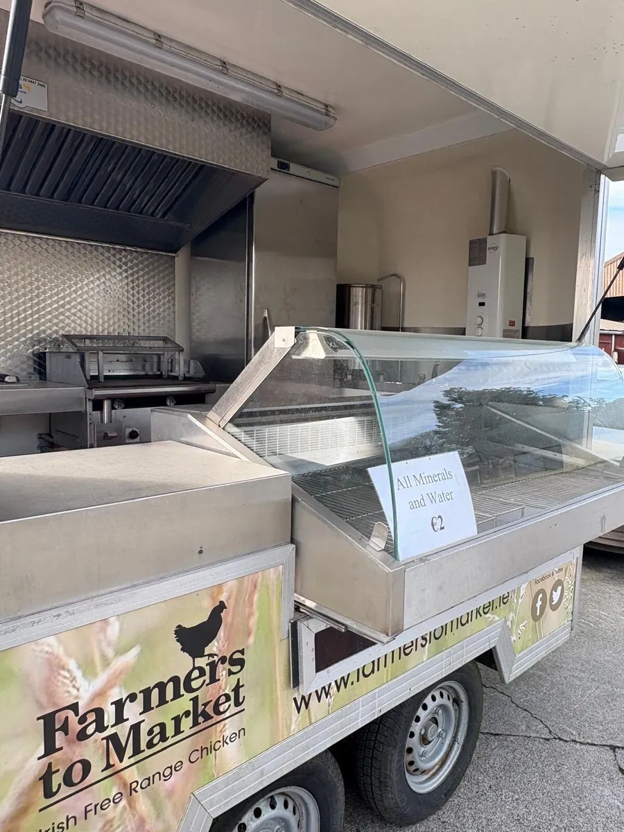 Mobile Catering Unit - Image 3