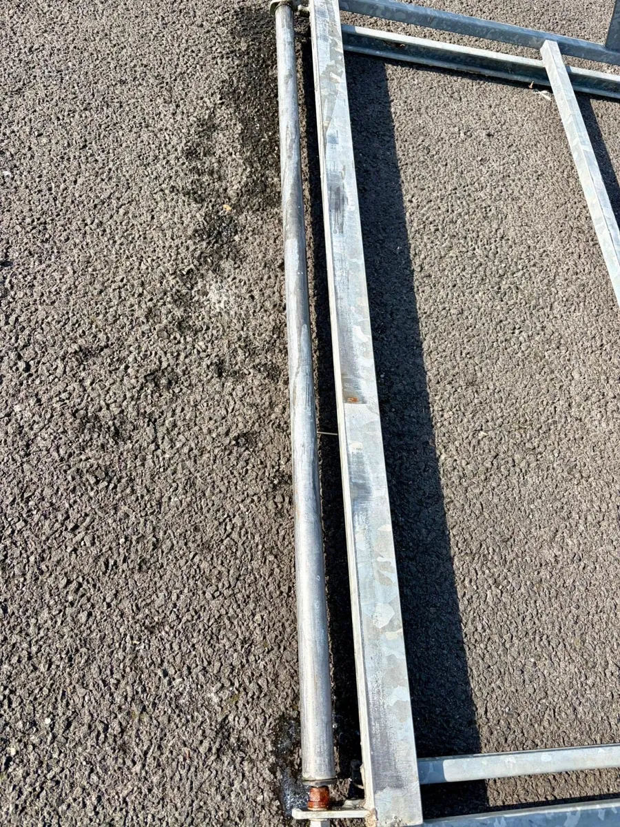 Multi-fit roof rack - Image 2