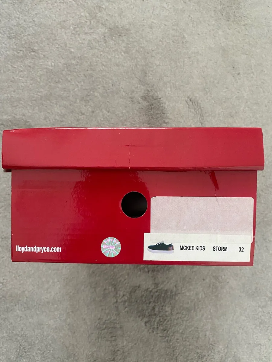 Lloyd & Pryce boys shoes - Image 4