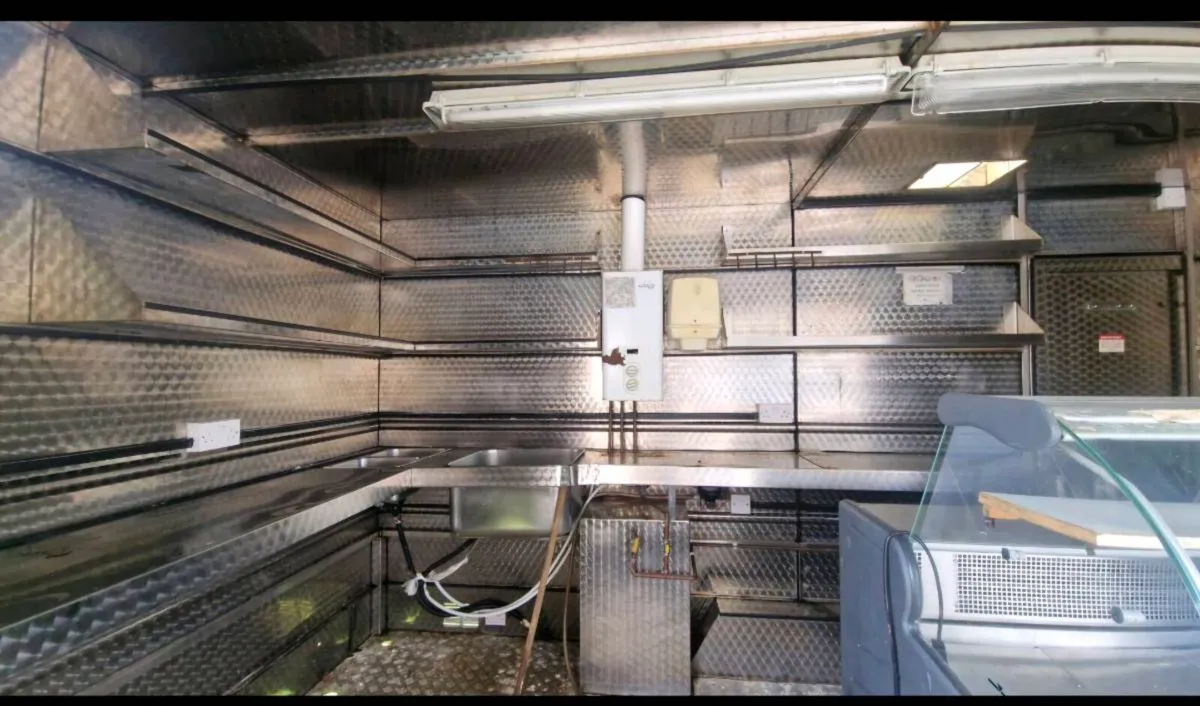 Catering Trailer - Image 3