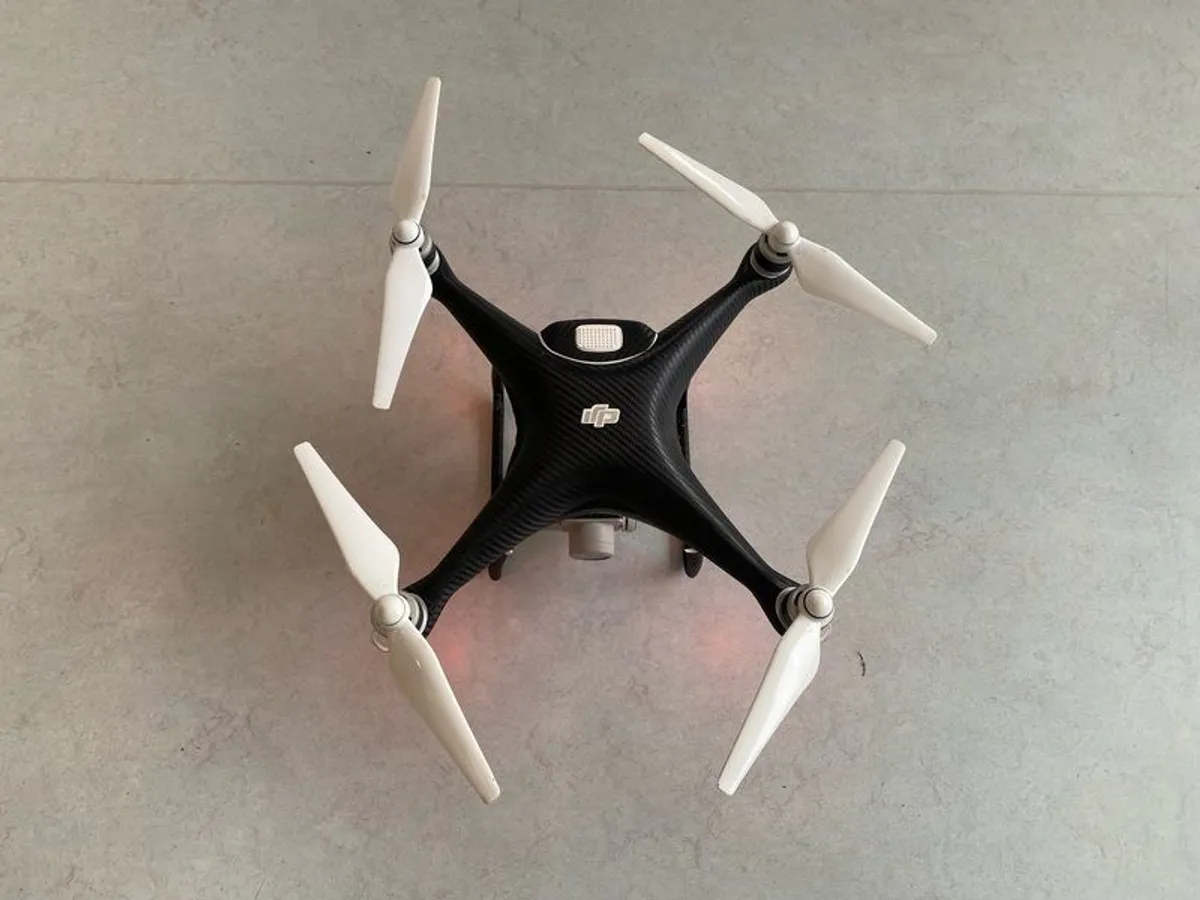 DJI Phantom 4 - Image 4