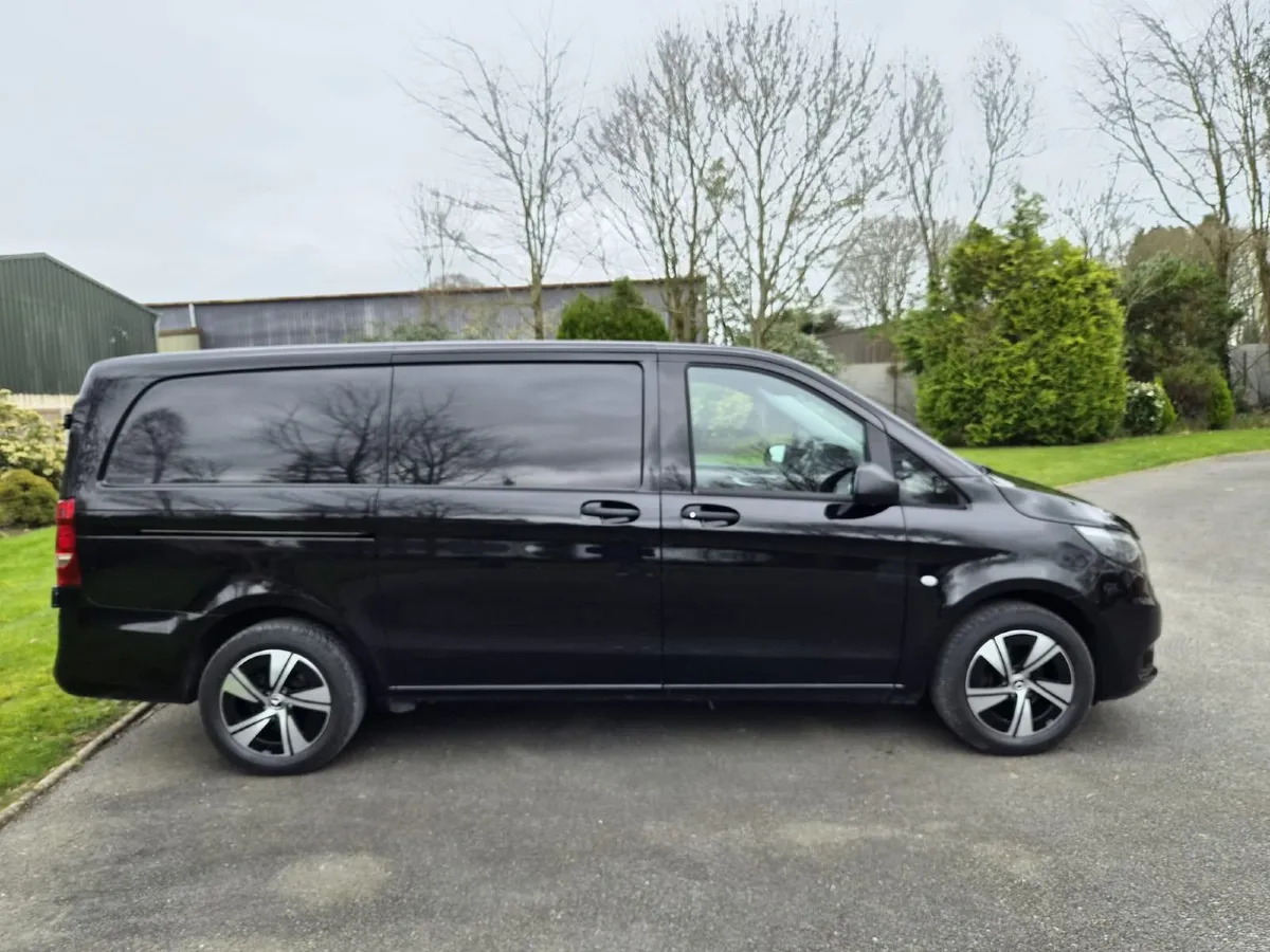 Mercedes-Benz Vito 2023 - Image 2