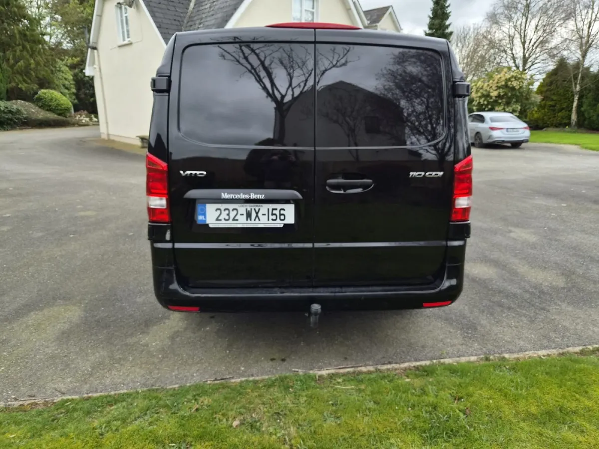 Mercedes-Benz Vito 2023 - Image 4