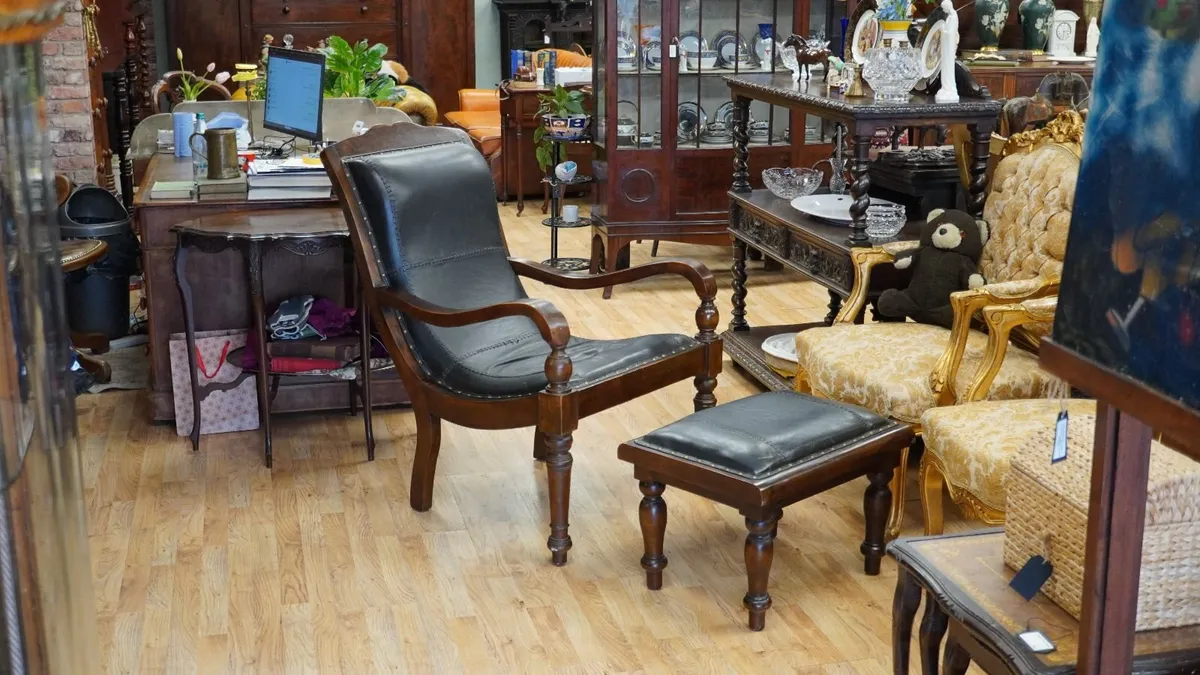 Large Genuine Leather Armchair with Matching Foots - Image 1