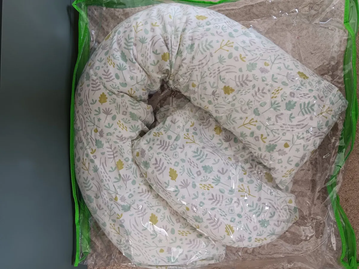 Dreamgenii Pregnancy and feeding pillow