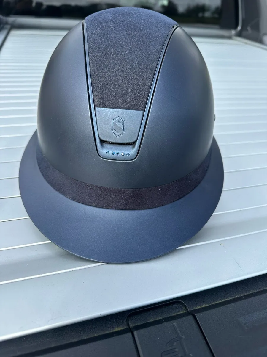 Samshield helmet and zandona body protector - Image 1