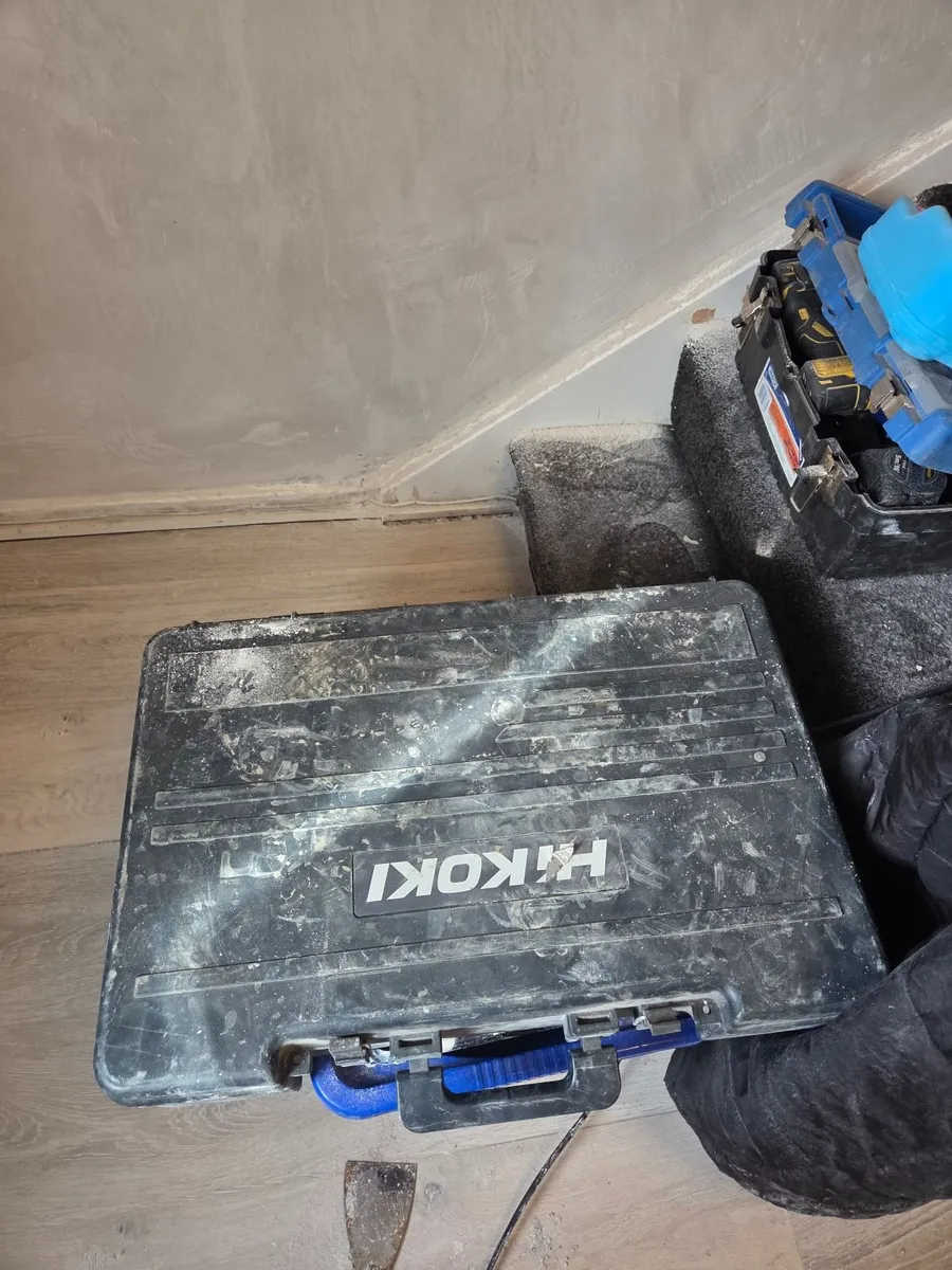 Hitachi kango new - Image 2