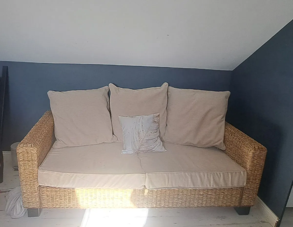 Patio couch - Image 2