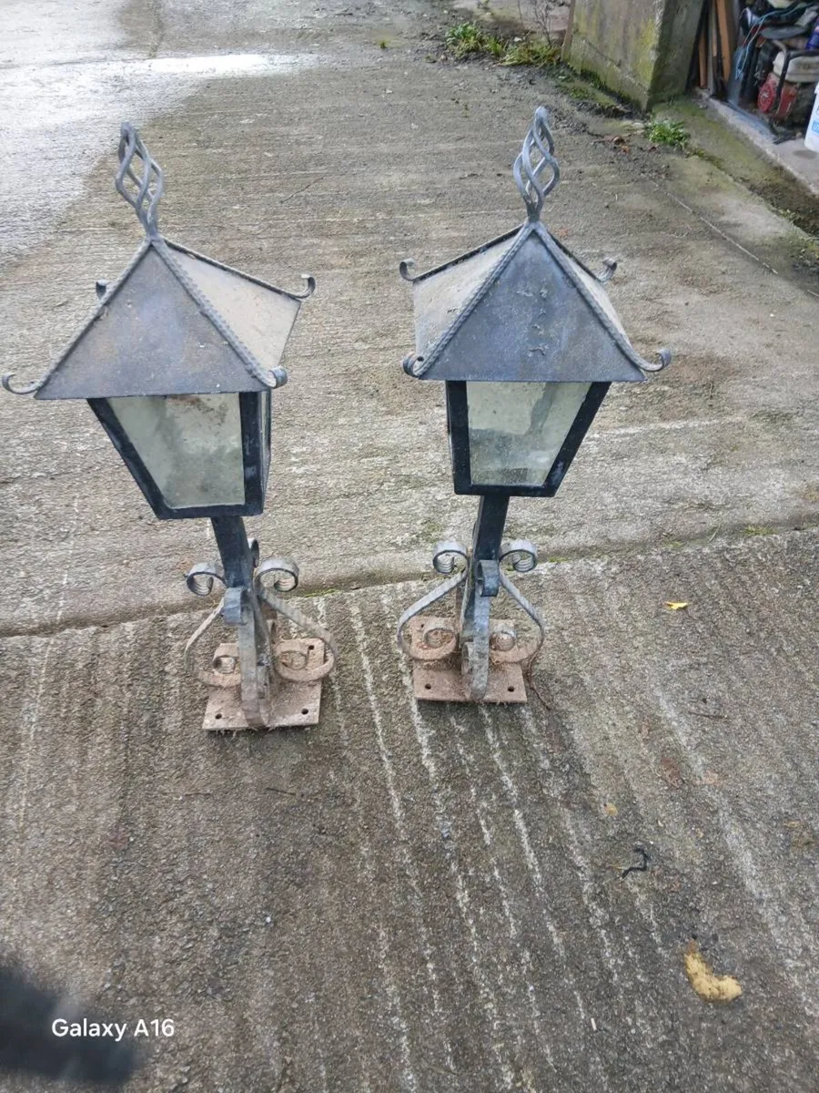 Outdoor lamps - Image 1